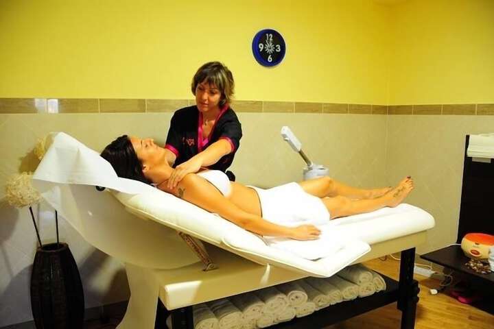 Massage Photo