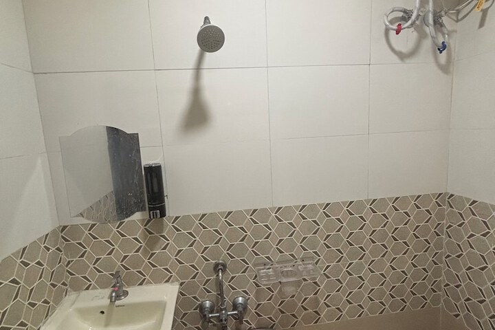 Room 21 of 26