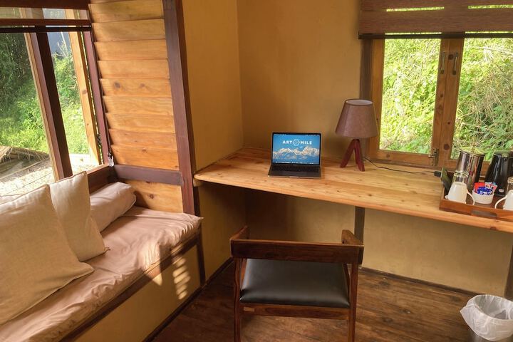 Room 4 of 123