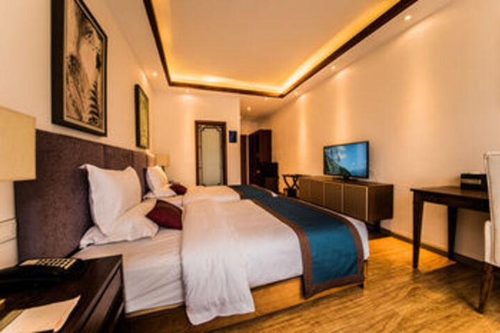 Room 42 of 108