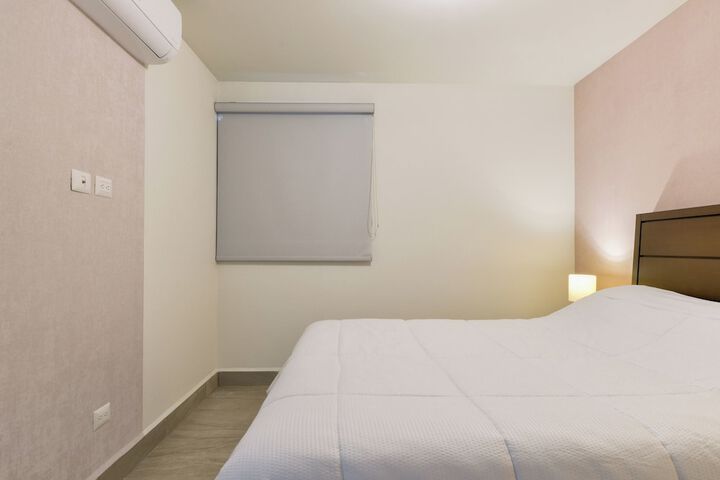 Room 44 of 254