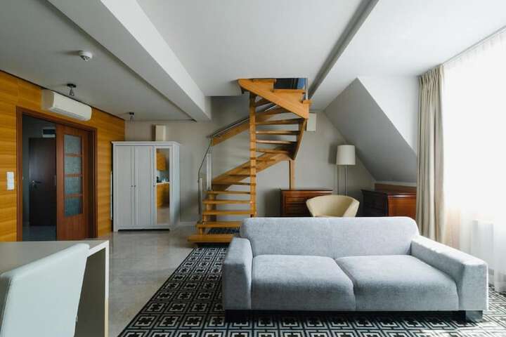Room 21 of 51
