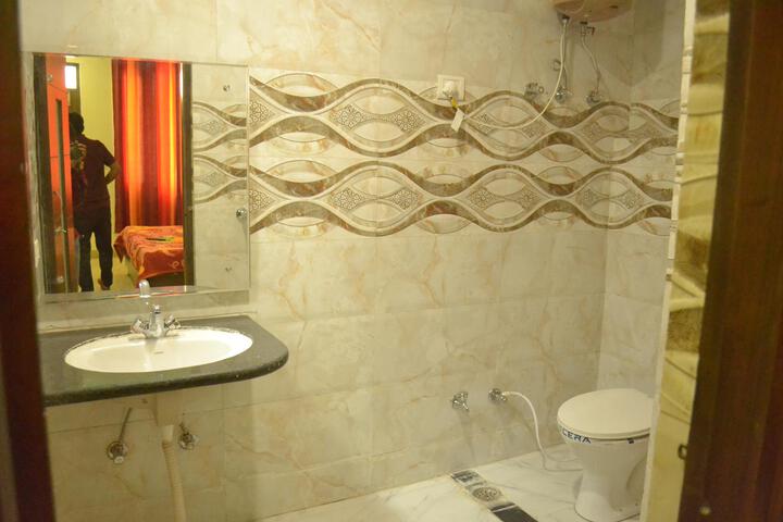 Hotel Jyoti Residency Mathura