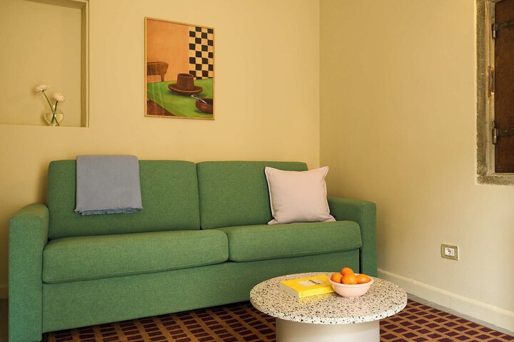 Room 20 of 47