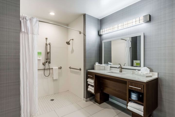 Bathroom shower