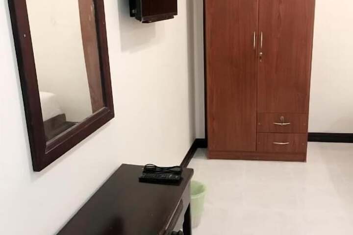 Room 15 of 24