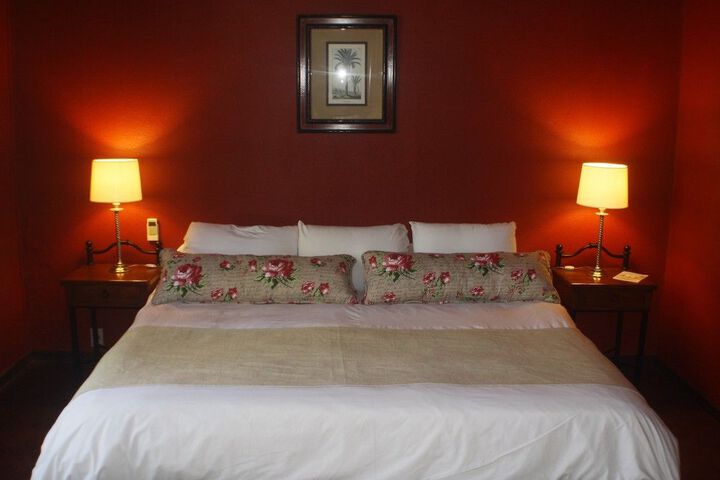 Room 12 of 73
