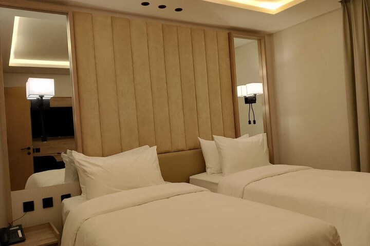 Room 15 of 23