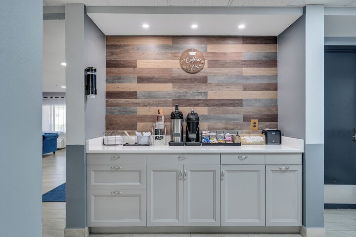 Breakfast/Coffee Service 57 of 67