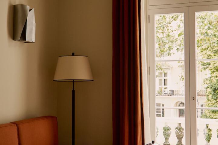 Room 7 of 36