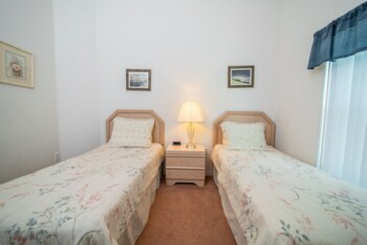 Room 201 of 253