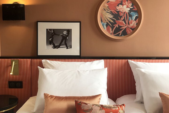 Room 4 of 51