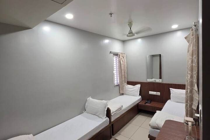 Room 12 of 59