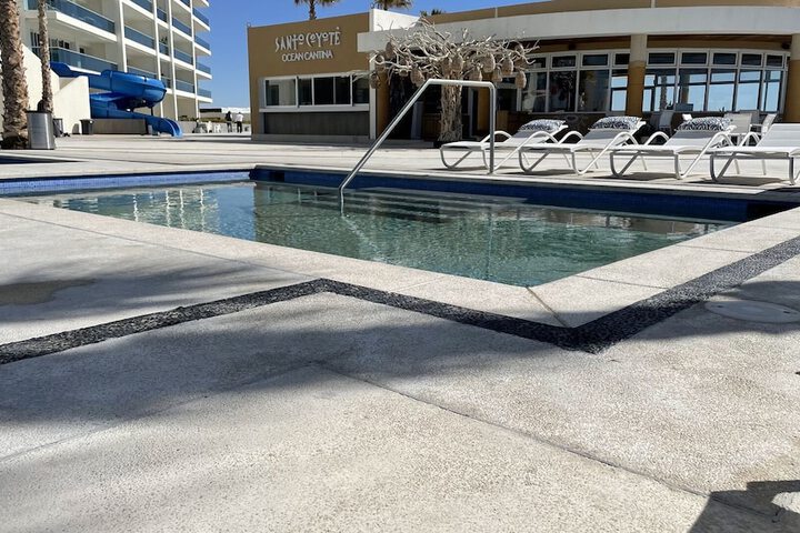 Pool 24 of 49