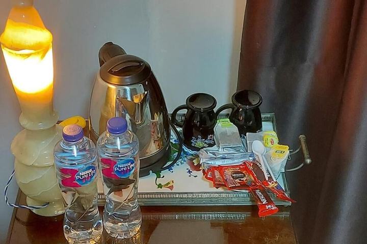 Room 7 of 17