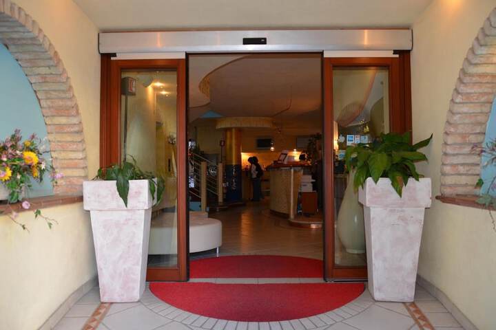 Hotel Interior 2 of 38