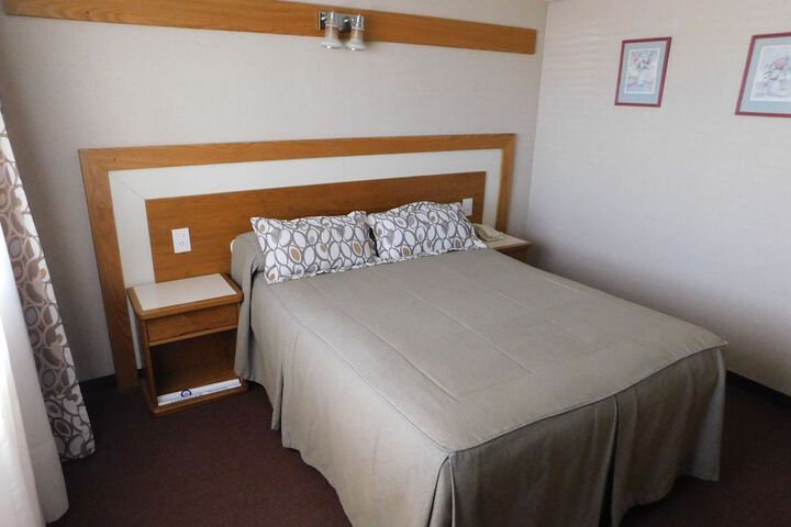 Room 18 of 46