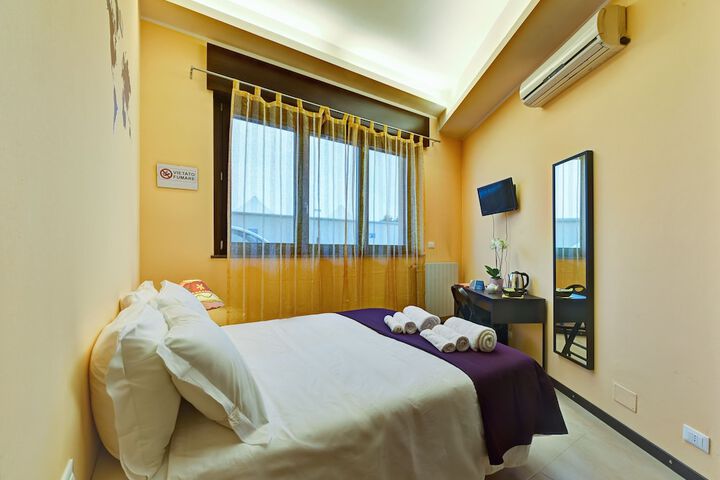 Room 10 of 39