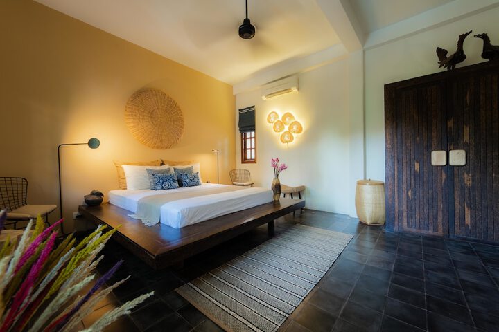 Room 40 of 158