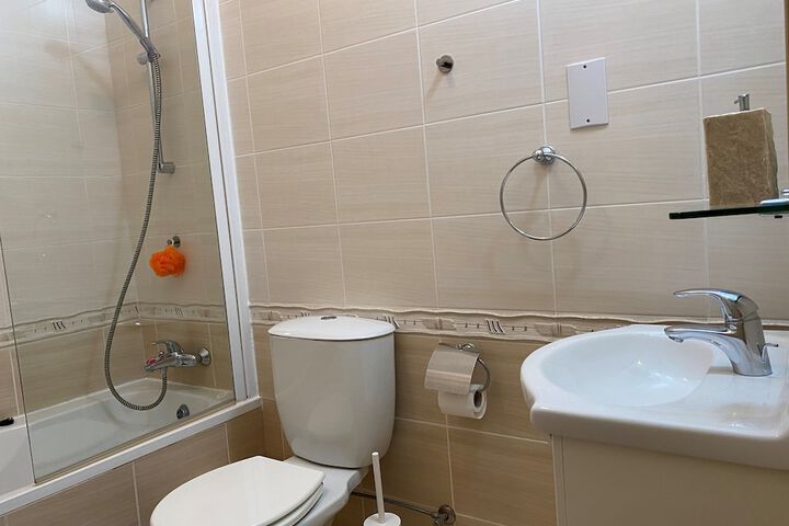Room 105 of 131