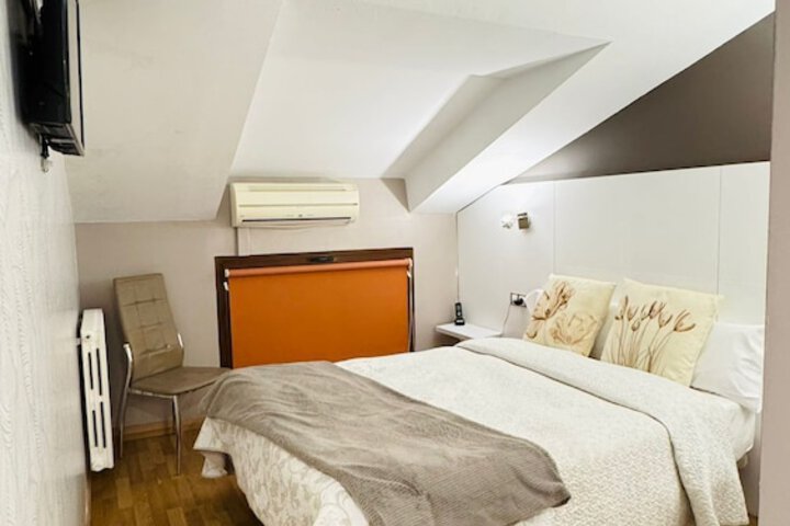 Room 21 of 101