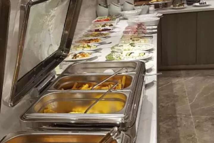 Breakfast buffet
