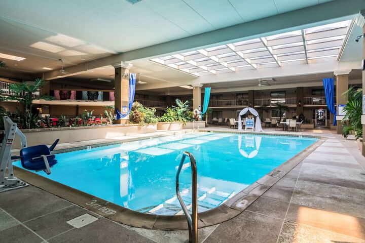 Pool 22 of 24