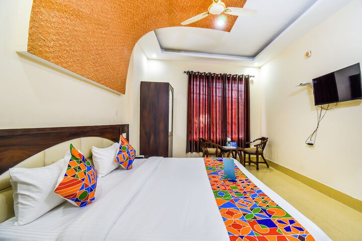 Room 5 of 23