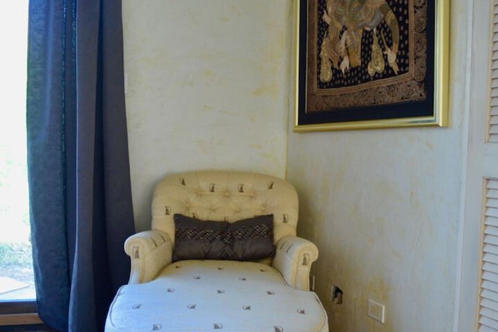 Room 26 of 48