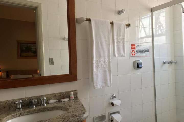 Room 36 of 46