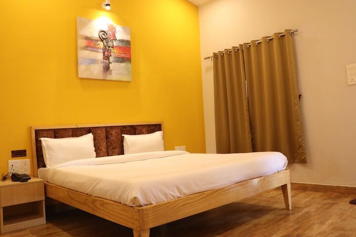 Room 16 of 47