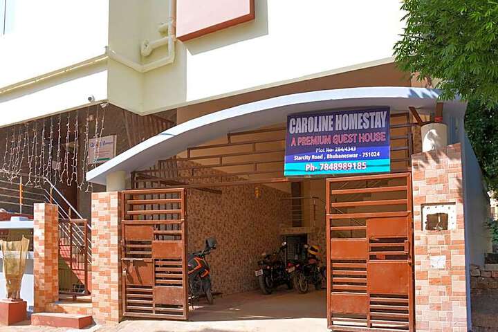 Hotel O Caroline Homestay
