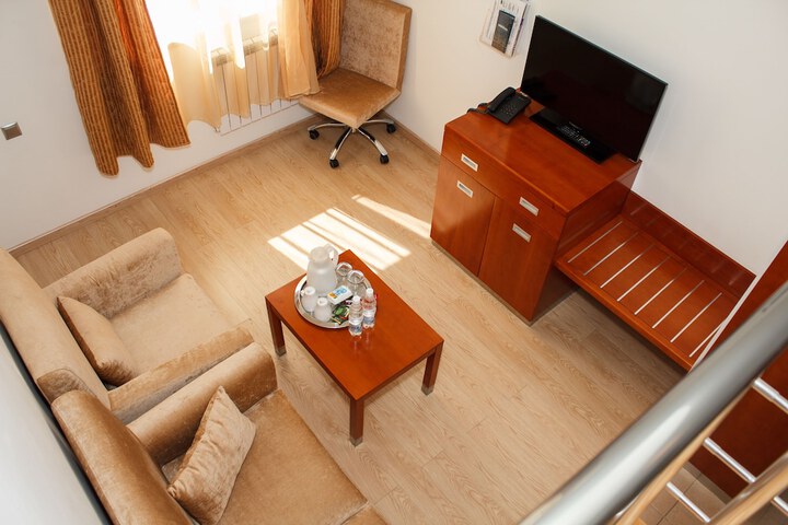 Room 18 of 46