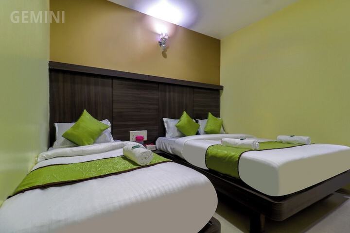 Room 6 of 24