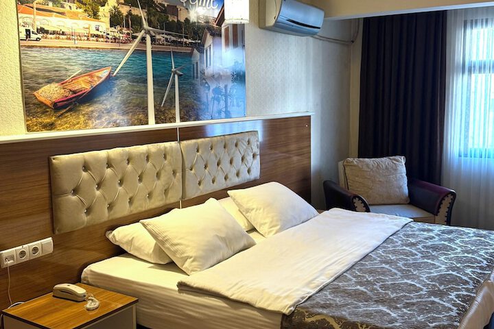 Room 7 of 21