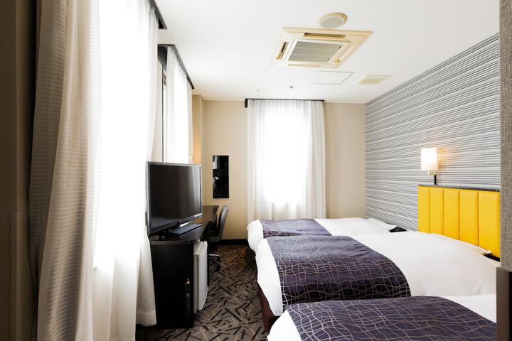 Room 14 of 51
