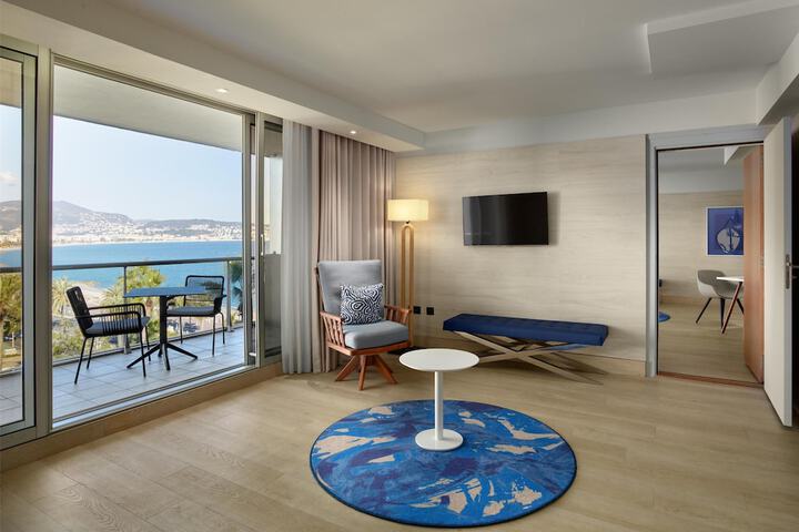 Room 46 of 167