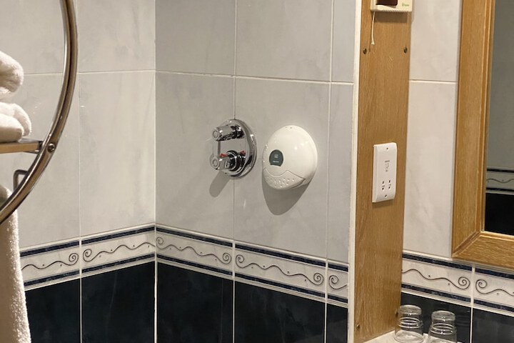 Room 19 of 63