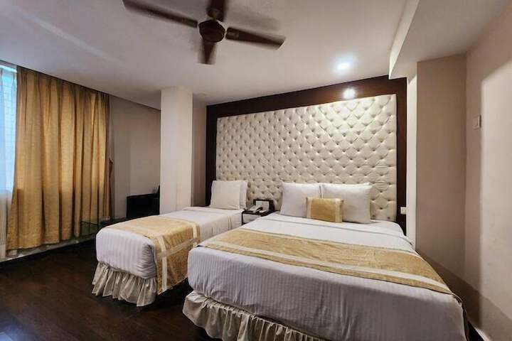 Room 28 of 59