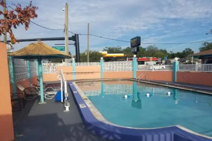 Pool 9 of 11