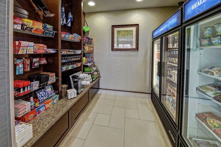 Snack bar