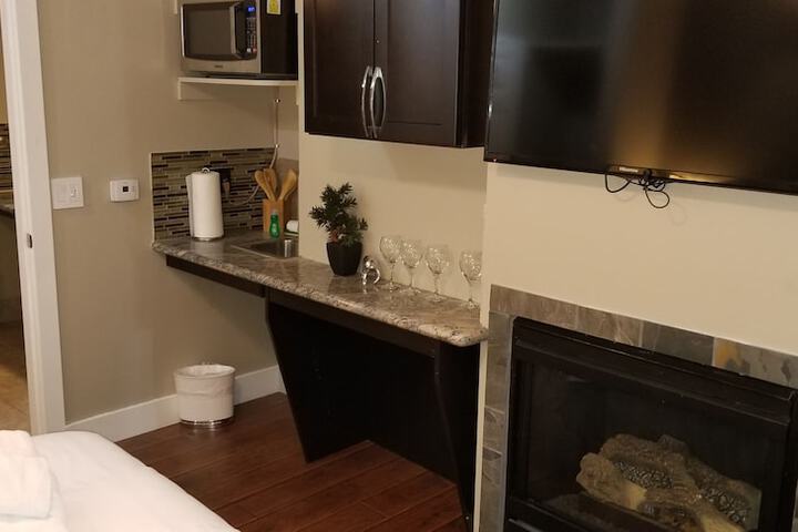 Room 45 of 828