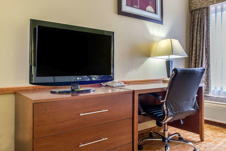 Room 18 of 36