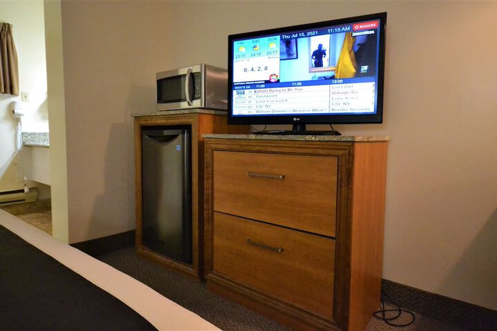 Room 32 of 55