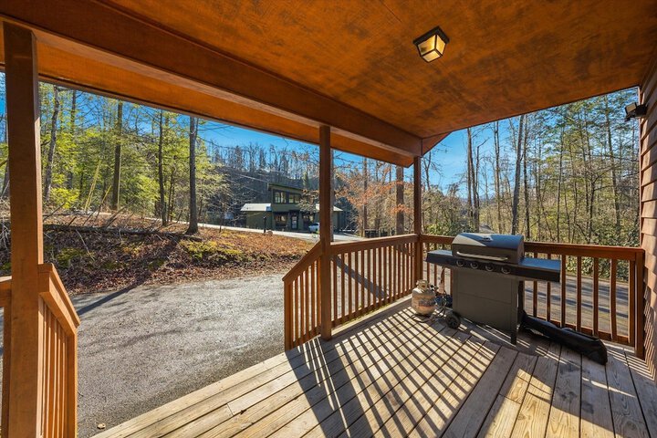 Property Grounds 24 of 29