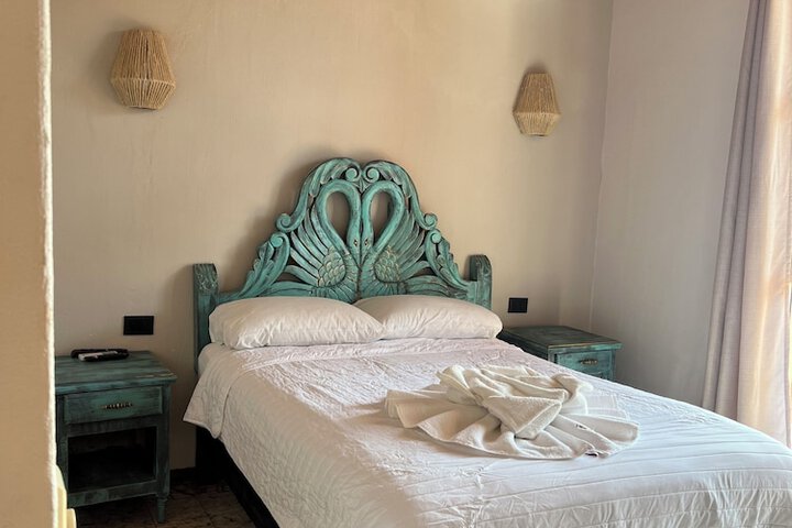 Room 5 of 31