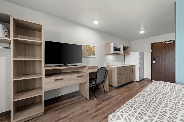 Room 32 of 45