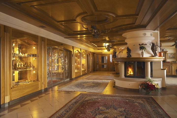 Hotel Interior 2 of 38