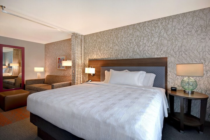 Room 8 of 70