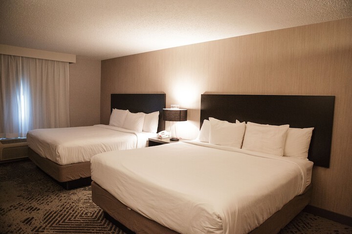 2 Double Beds (2 of 7)